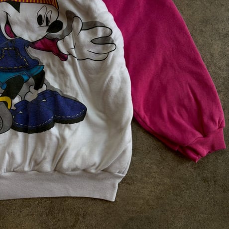 90'sMICKEY UNLIMITED "MICKEY&MINNIE SWEATSHIRT"