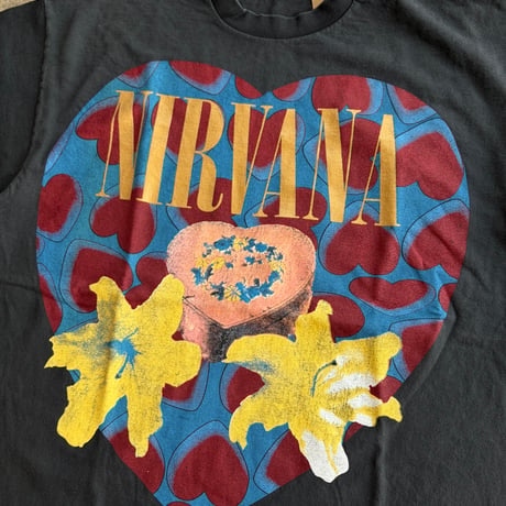 NIRVANA HEART SHAPED BOX TEE(NEW)
