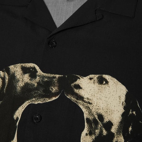 HUF WORLDWIDE "DOGGED RESORT SHIRT"