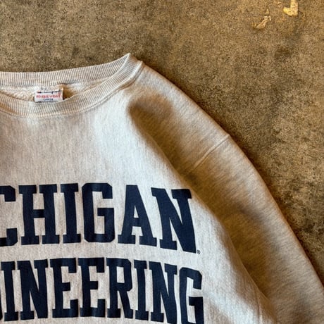 90's CHAMPION  REVERSE WEAVE"MICHIGAN ENGINEERING"