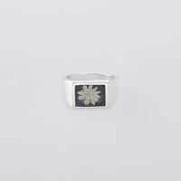 指輪・リング XOLO SignetRing with Purple Flower Signet Ring