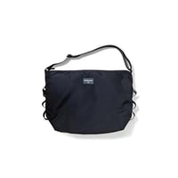 430 "LYR BIG BOAT SHOULDER BAG"