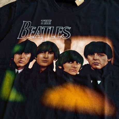THE ROXX "THE BEATLES GRAPHIC TEE"