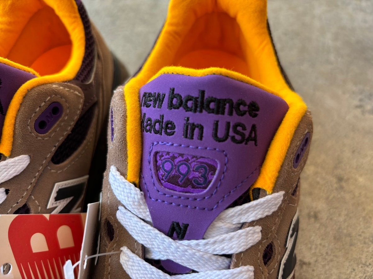 NEW BALANCE 