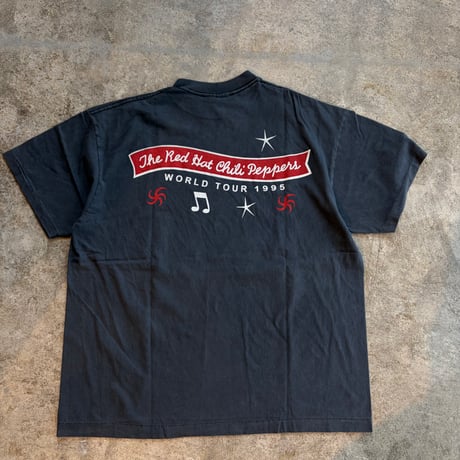 RED HOT CHILI PEPPERS ONE HOT MINUTE TEE(NEW)