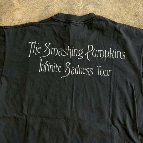 SMASHING PUMPKINS THE WORLD A VAMPIRE TOUR  TEE(NEW)