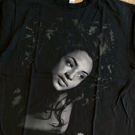 SADE TEE (NEW)