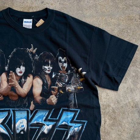 GILDAN  "KISS HELL OR HALLELUJAH 2012 TOUR TEE"