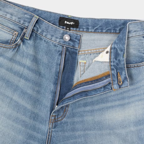 HUF WORLDWIDE "EXPRESSION WASHED DENIM BAGGY SHORT"