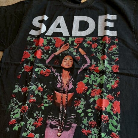 SADE KISS OF LIFE TEE(NEW)