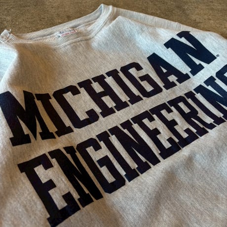 90's CHAMPION  REVERSE WEAVE"MICHIGAN ENGINEERING"