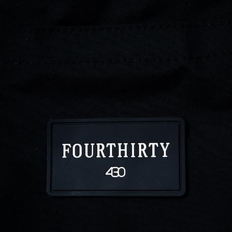 430 "LYR ROLL SHOULDER BAG"