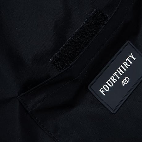 430 "LYR ROLL SHOULDER BAG"