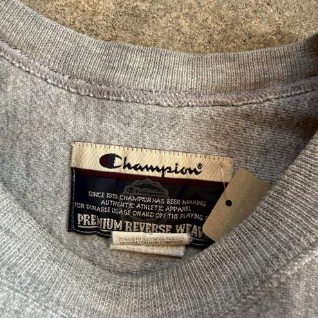 CHAMPION  REVERSE WEAVE  "SACRED HEART CATHEDRAL SWEATSHIRT"