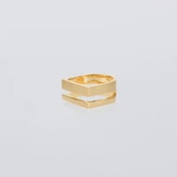 XOLO "DIFFERENT WIDTH RING WITH HAIR LINE" [GOLD]