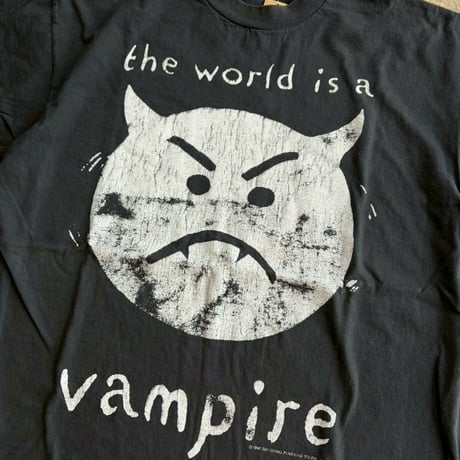 SMASHING PUMPKINS THE WORLD A VAMPIRE TOUR  TEE(NEW)