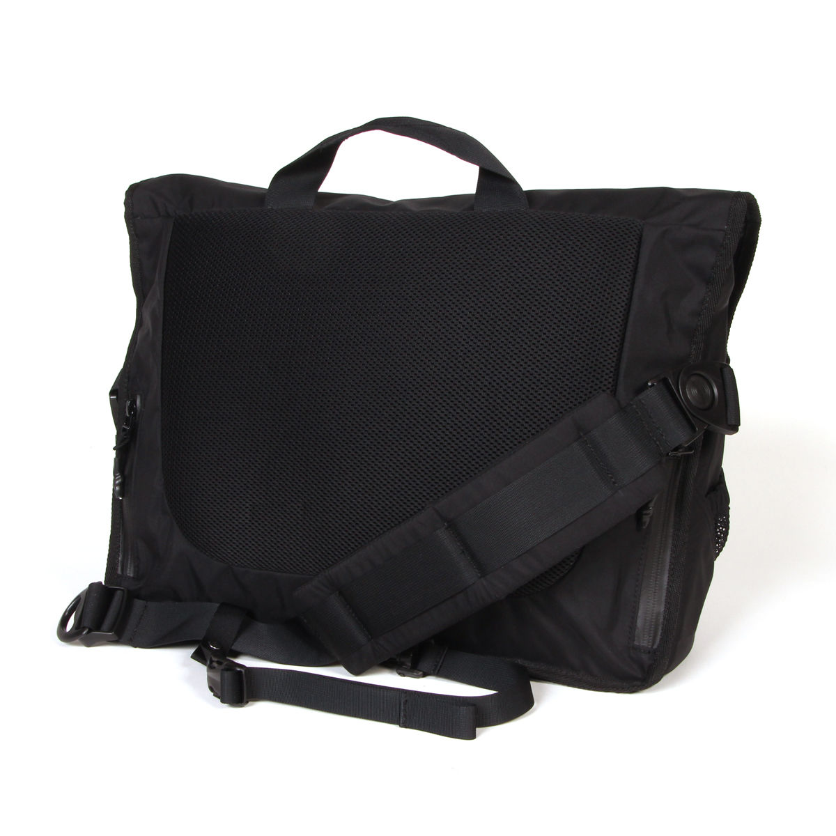 FUCT メッセンジャーバッグ ブラック FUCT メッセンジャーバッグ ブラック FUCT ファクト SSDD OUTSIDE