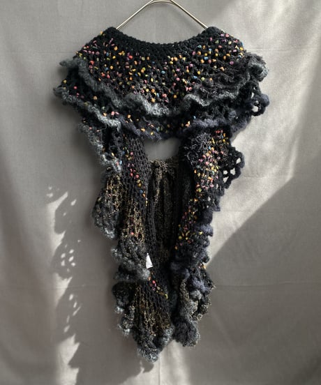 【Sway】<Crazy mix Ruffle Muffler> Black
