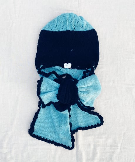 【Sway】<Black x Aqua blue Border> Beanie muffler