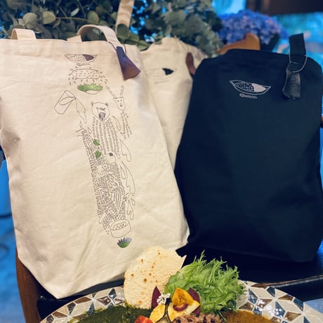 『CARRY the CURRY  』レシピ全体刺繍トート編