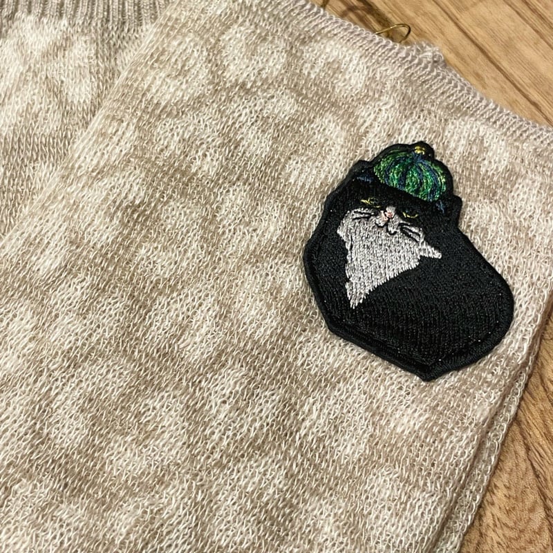 サボにゃんアームカバー（ハチワレ猫Ver.） | 森林食堂-Happa nursery-