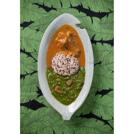 長期成熟鶏のチキンカレー／（新鮮な鶏を即常備食に！！）