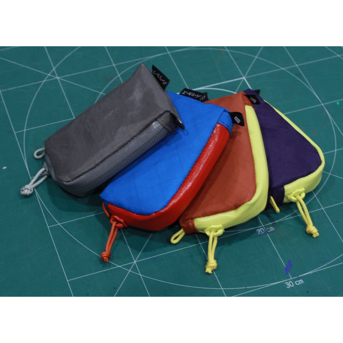 立飲み専用ウォレット 