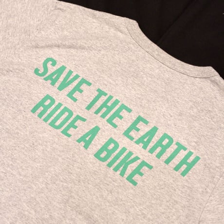 SAVE THE EARTH RIDE A BIKE Short Sleeves