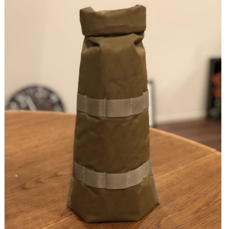 Mos Cantina Bottle. SAND