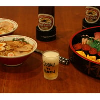 瓶ビール専用グラス V.A.L.S "SUSHI vs RAMEN"