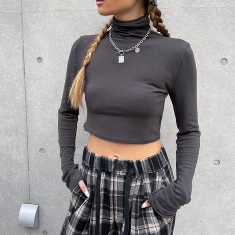 'Stretchy'cropped turtleneck #6678