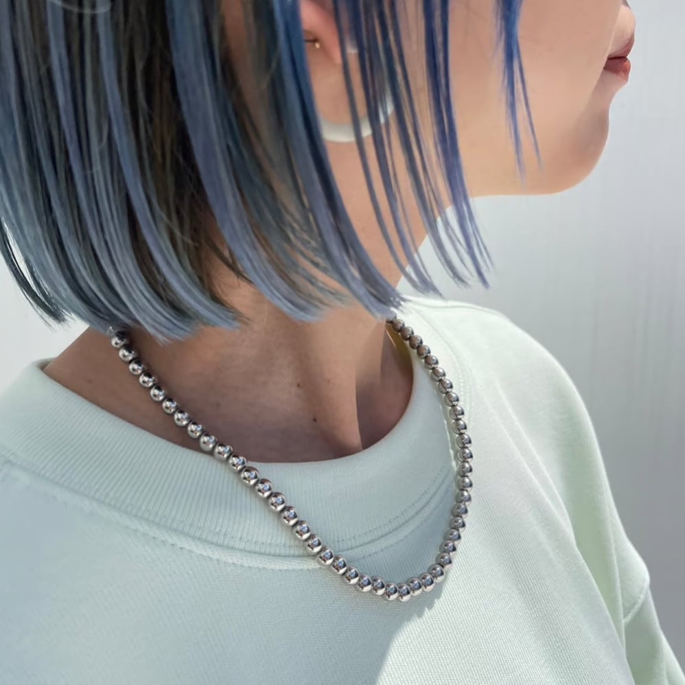 SHASHI シャシ Maverick Ball Necklace ネックレス SHASHI Maverick Ball Necklace for Women | Best Price Oman