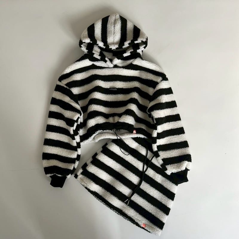 Set up'hoodie×miniskirt#604151 | MERMO