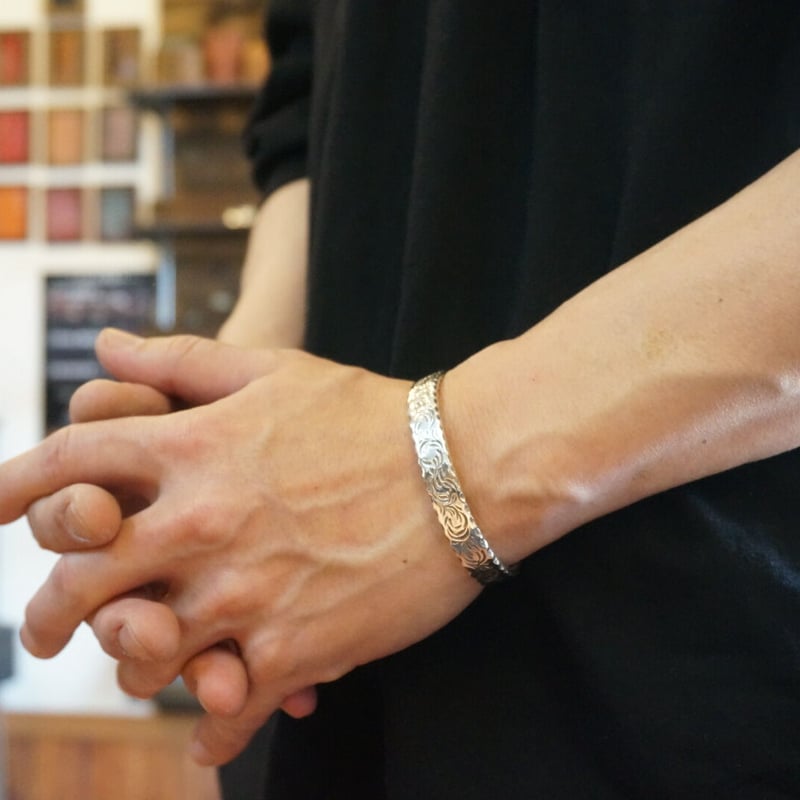 A,L,F silver 唐草バングル | A LEATHER FACTORY