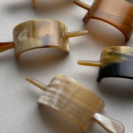 [KOSTKAMM]  Horn Hair Clip with Stick / 9437