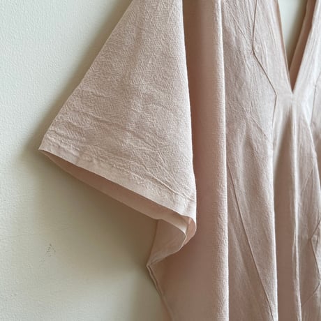 [ pips ] / plainly woven  cotton huipil /  Pink