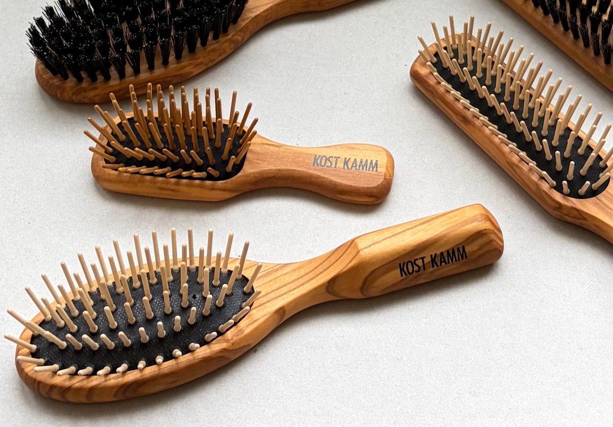 KOSTKAMM] Olive Wood Mini Hair Brush / 11.5cm