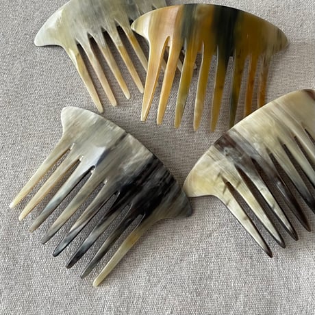 [kostkamm] Horn Decorative Comb  / 12x8 cm  / 9434