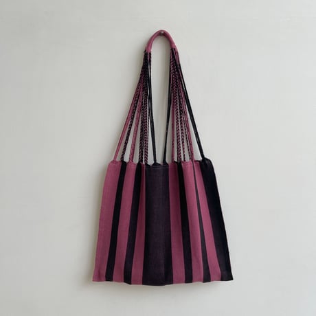 [pips]  Cotton Handwoven Hammock Bag / raspberry/ black