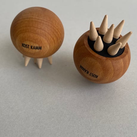 [KOSTKAMM]  Wooden Face Pointed massage ball