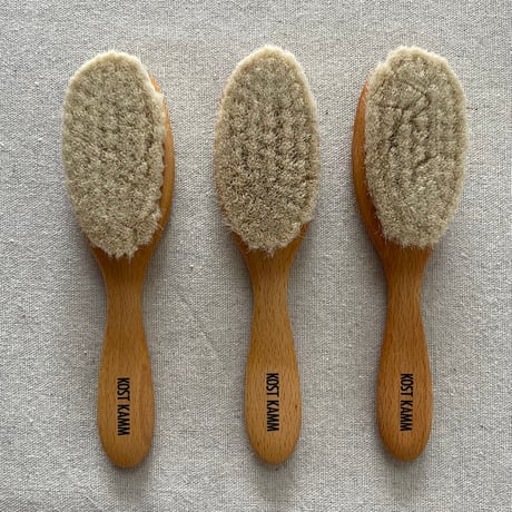 [KOSTKAMM]  Waxed Beech Wood Baby Brush