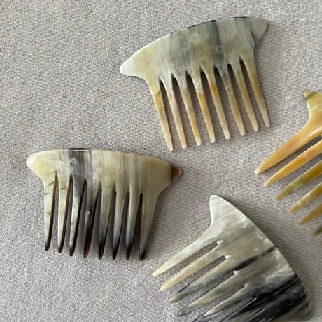 [kostkamm] Horn Decorative Comb  / 12x8 cm  / 9434