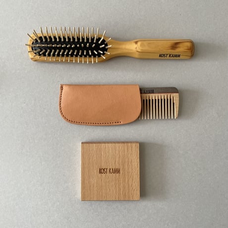 [KOSTKAMM]  Olive Wood Slender Hair Brush / 21cm /  オリーブウッド スレンダー型ブラシ / 4507