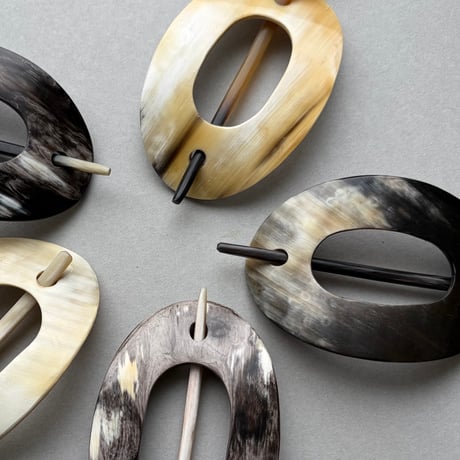 [KOSTKAMM]  Horn Hair Clip with Stick / 9436