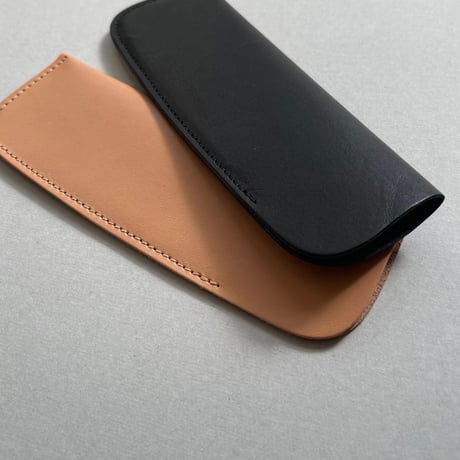 [KOSTKAMM]  Vegetable Tanned Leather case  / 60 H / 17 E