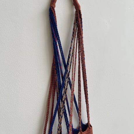 [pips]  Cotton Handwoven Hammock bag / navy blue