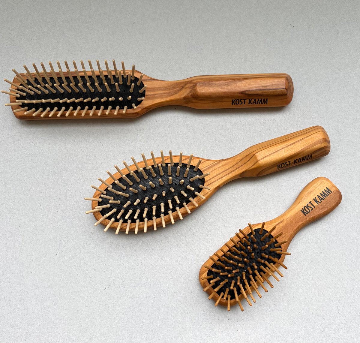 KOSTKAMM] Olive Wood Mini Hair Brush / 11.5cm