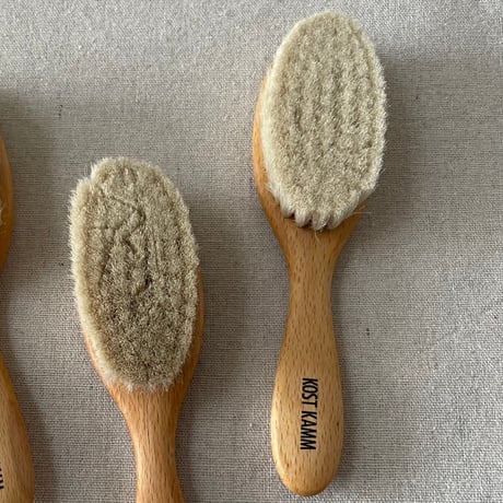 [KOSTKAMM]  Waxed Beech Wood Baby Brush