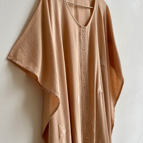 [ pips ] / plainly  woven cotton  yalalag hupil round neck