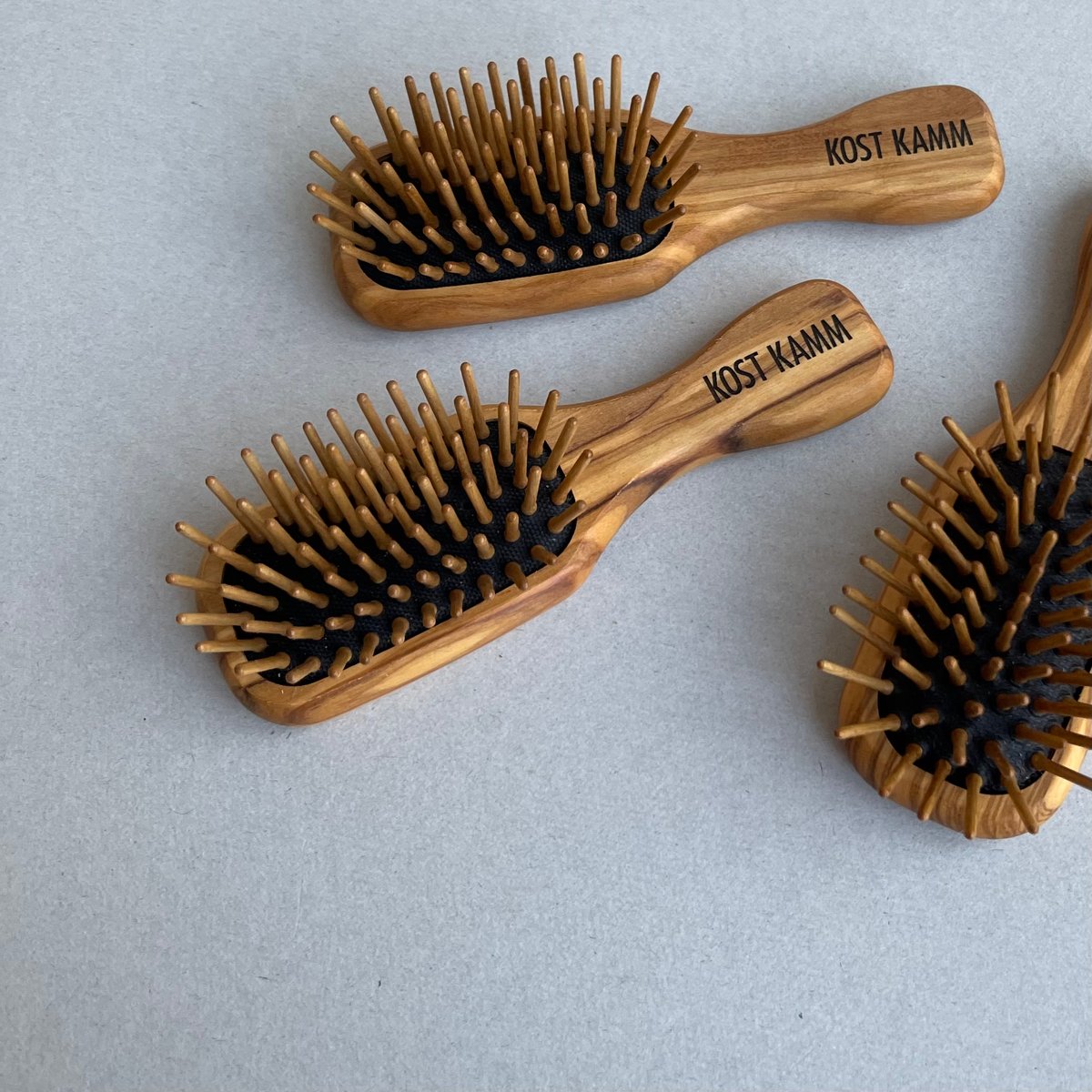 KOST KAMM ヘアブラシ　コストカム KOST KAMM コストカム ヘアブラシ 17.5cm オリーブウッド 木製